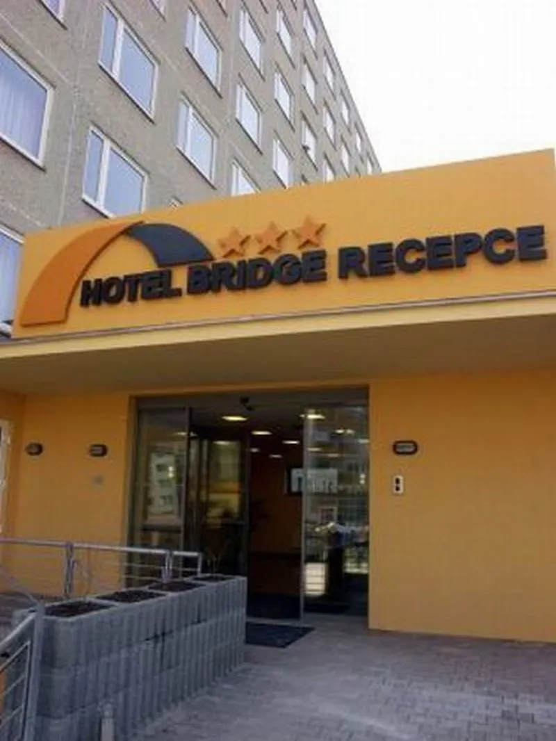 Bridge Otel Prag